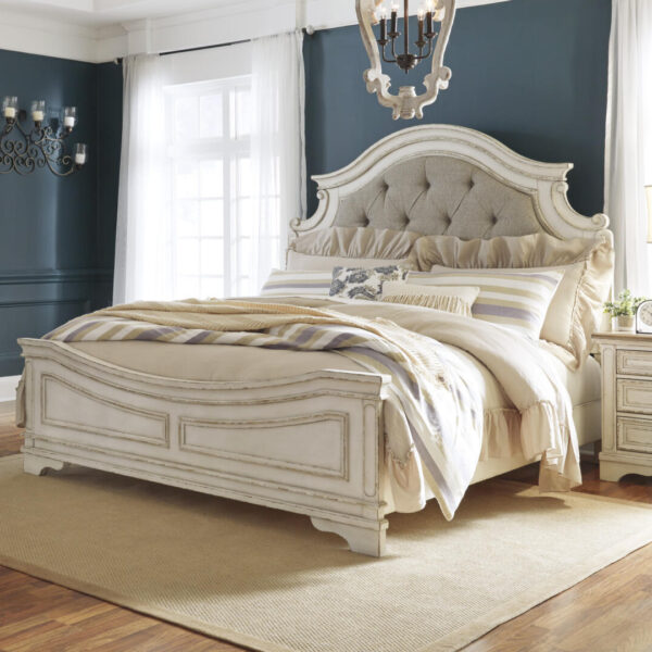 Luksuslik Ashley Realyn King voodi.