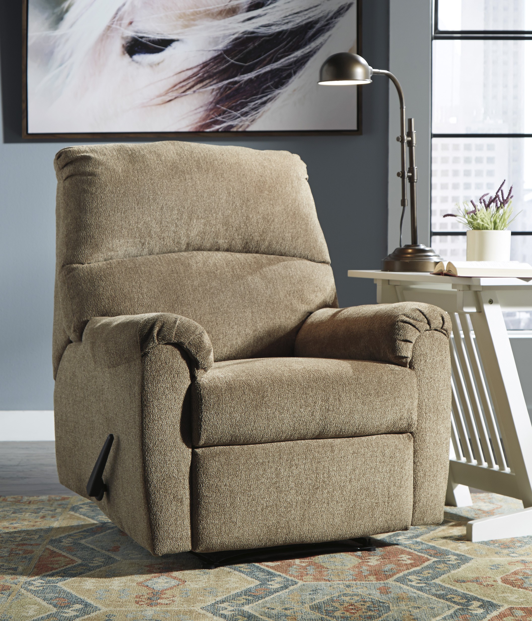 Ashley Nerviano recliner tugitool elutoas