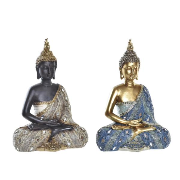 Buddha kujude komplekt on viimistletud säravate toonidega.