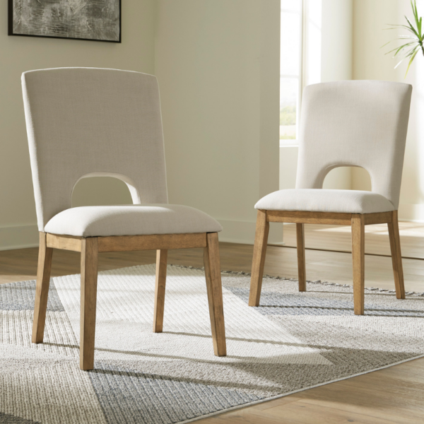 Ashley Dakmore söögilaua tool esindab kaasaegset stiili.