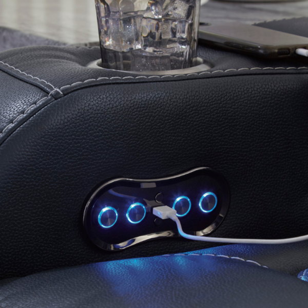 Ashley Fyne-Dyme Recliner tugitool