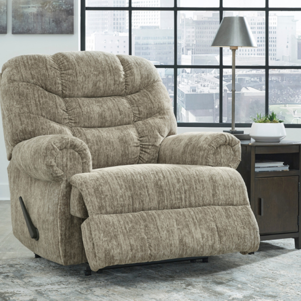 Ashley Movie Man recliner tugitool