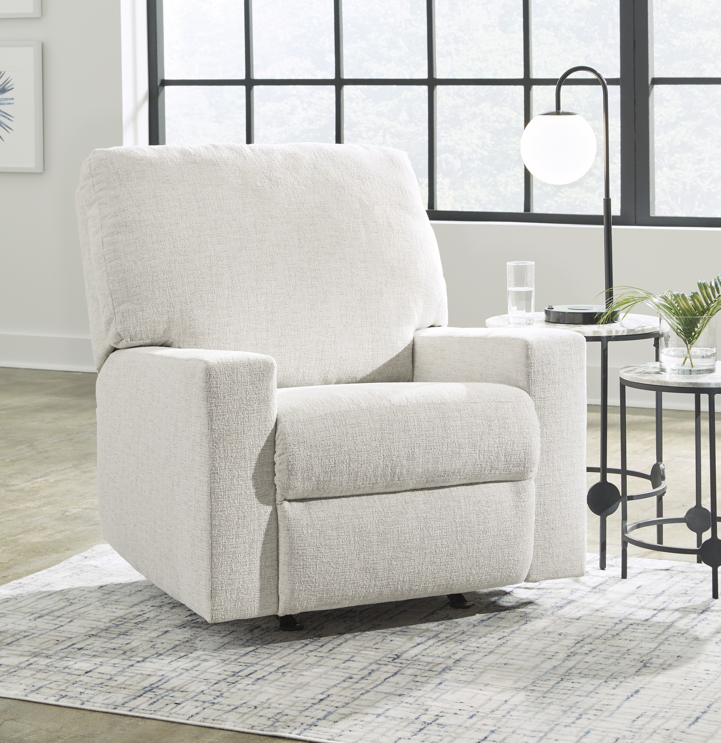 Valget tooni Rannis recliner tugitool elutoas