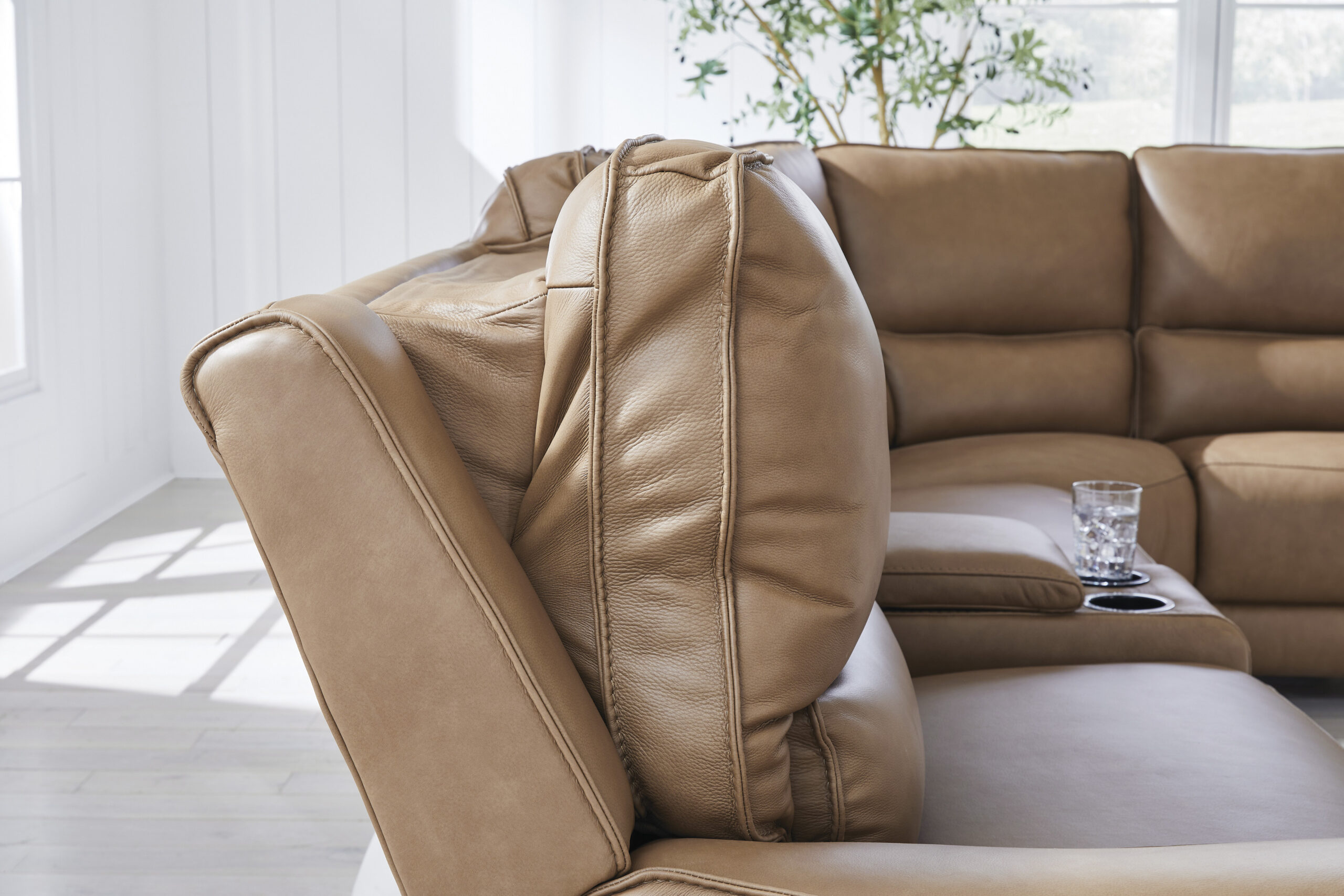 Recliner konsooliga nurgadiivan Silverbrooke - Image 7