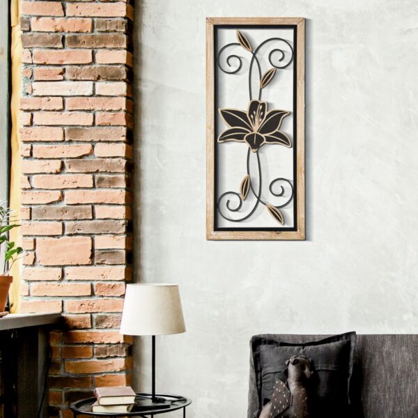 Seinakaunistus Koman