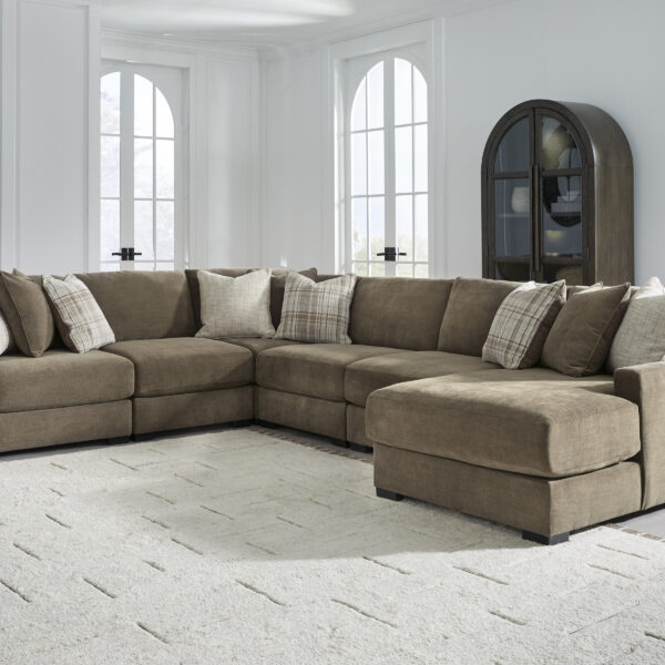 Nurgadiivan Camellia-Court Chaise