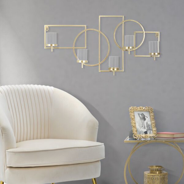 Küünlahoidja Marie Wall